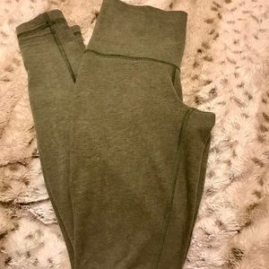 LULULEMON full length army green leggings RARE!!!!